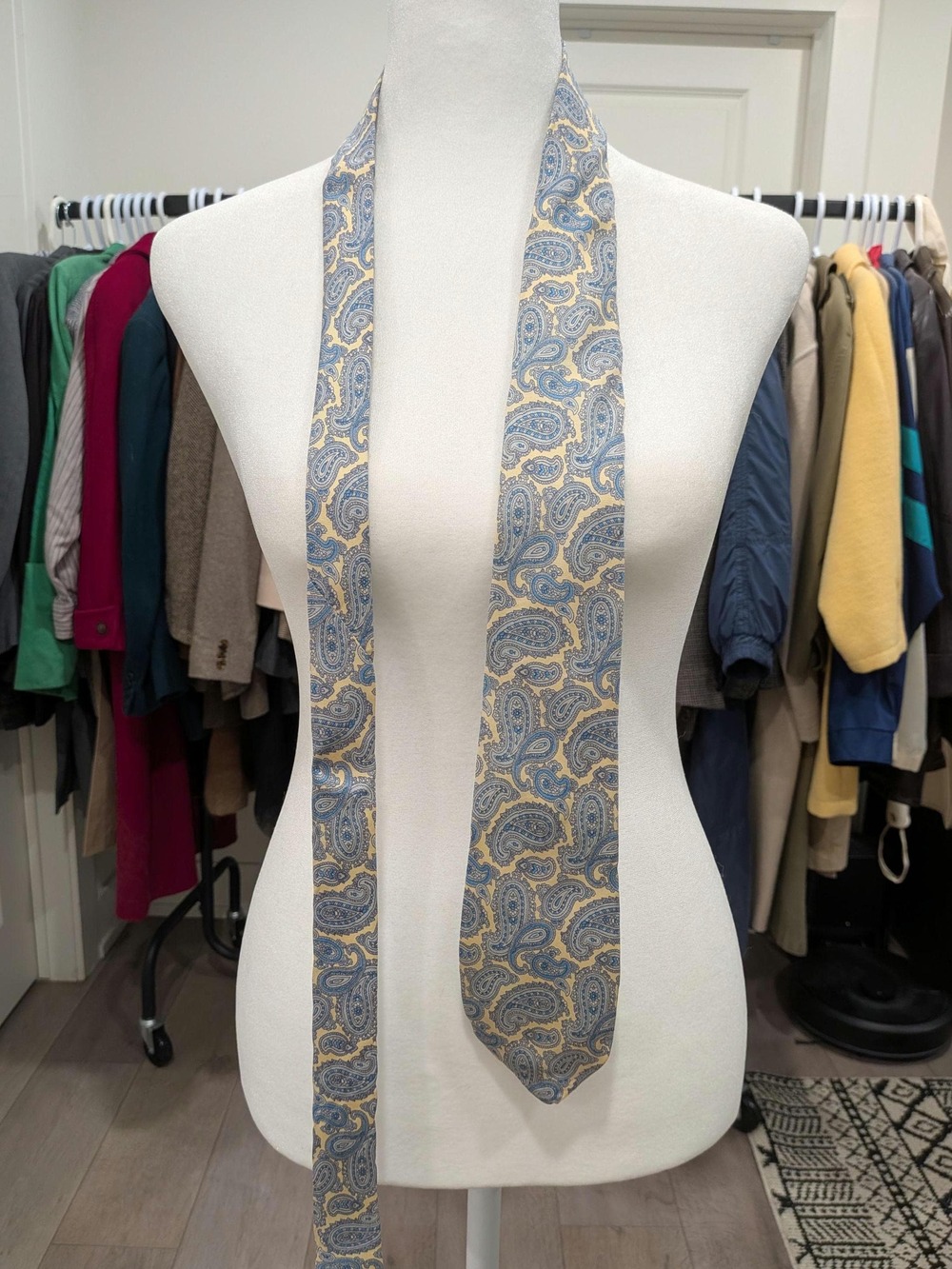 Vintage Chaps Ralph Lauren Blue Paisley Silk Necktie